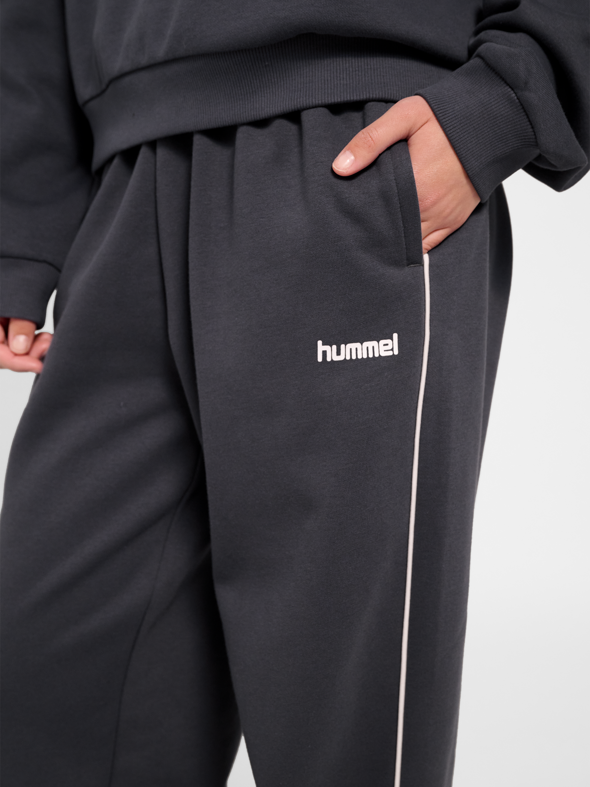 hmlKEEPER W PIPING SWEATPANT