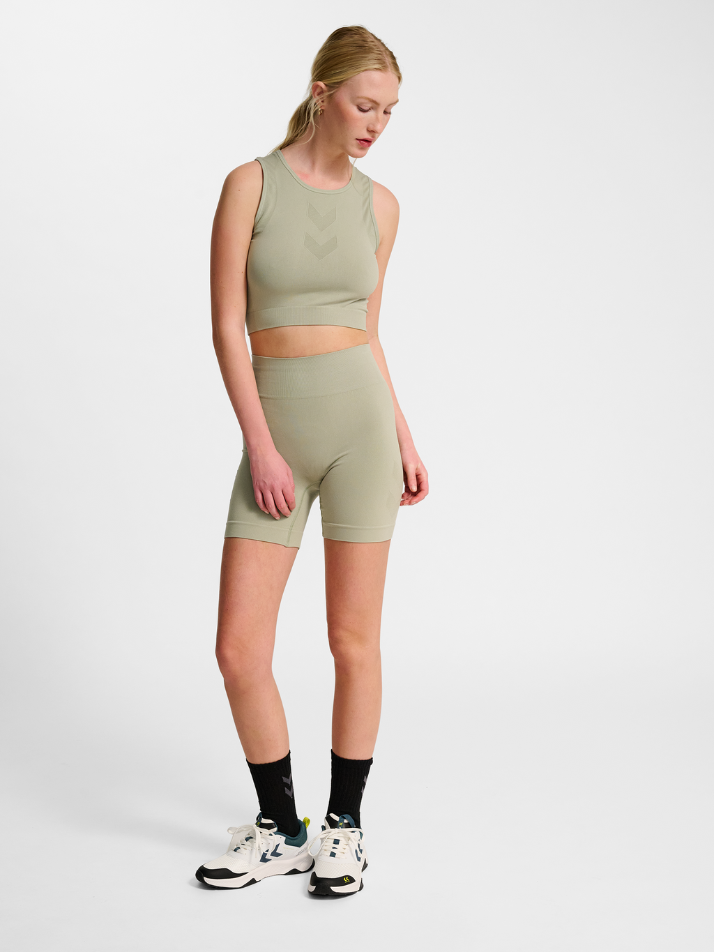 hmlHIIT SEAMLESS SHORT TIGHTS
