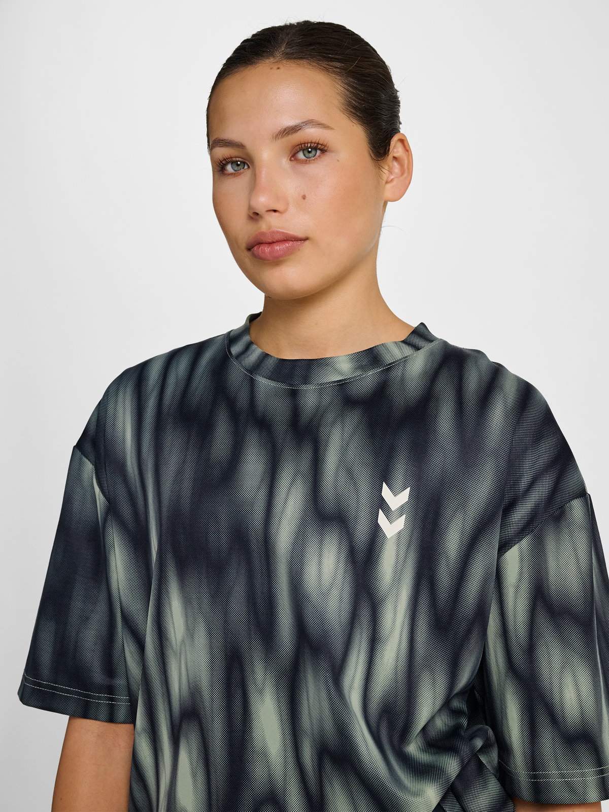hmlHIIT AOP LOOSE T-SHIRT S/S