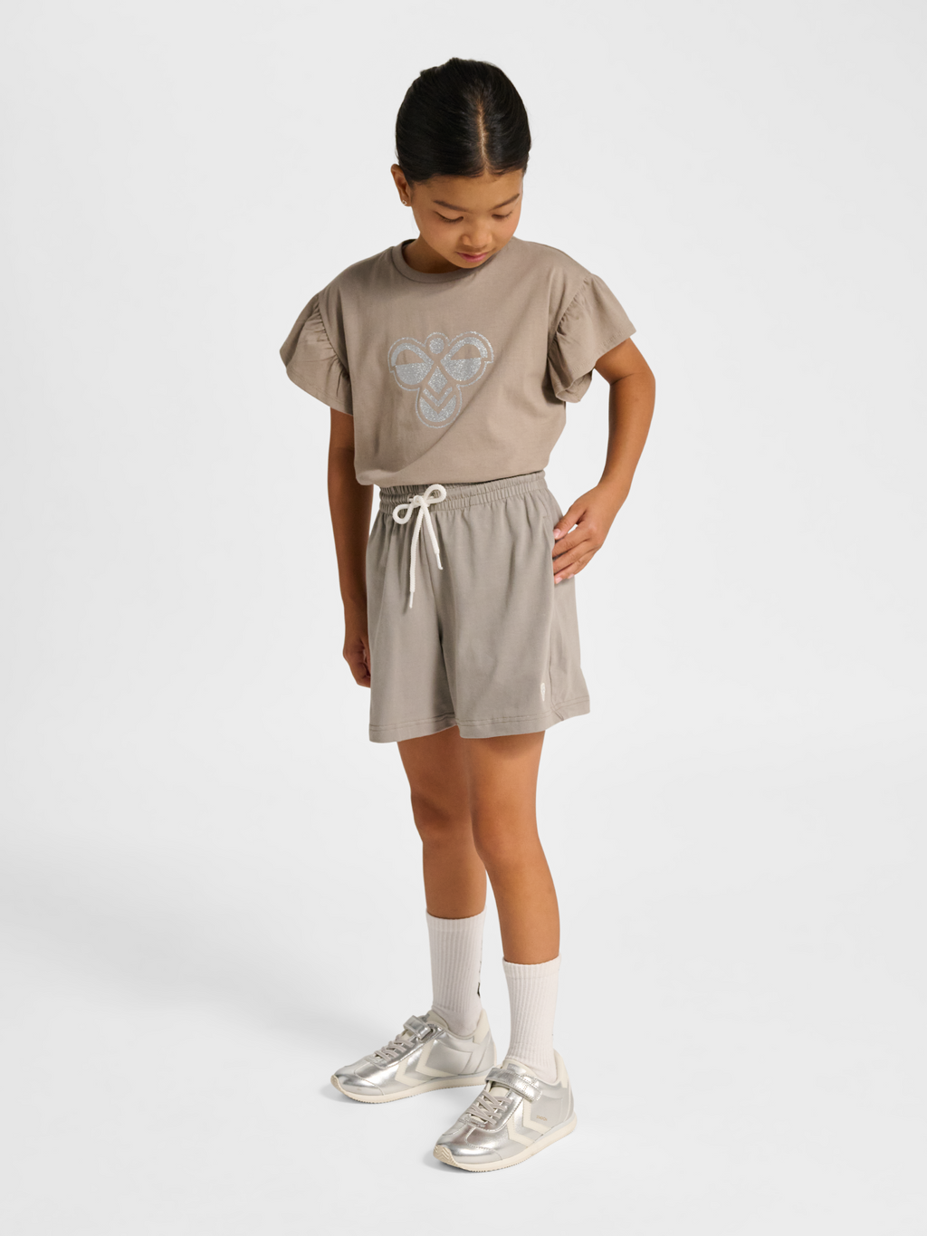 hmlJR LOOSE SOLID SHORTS