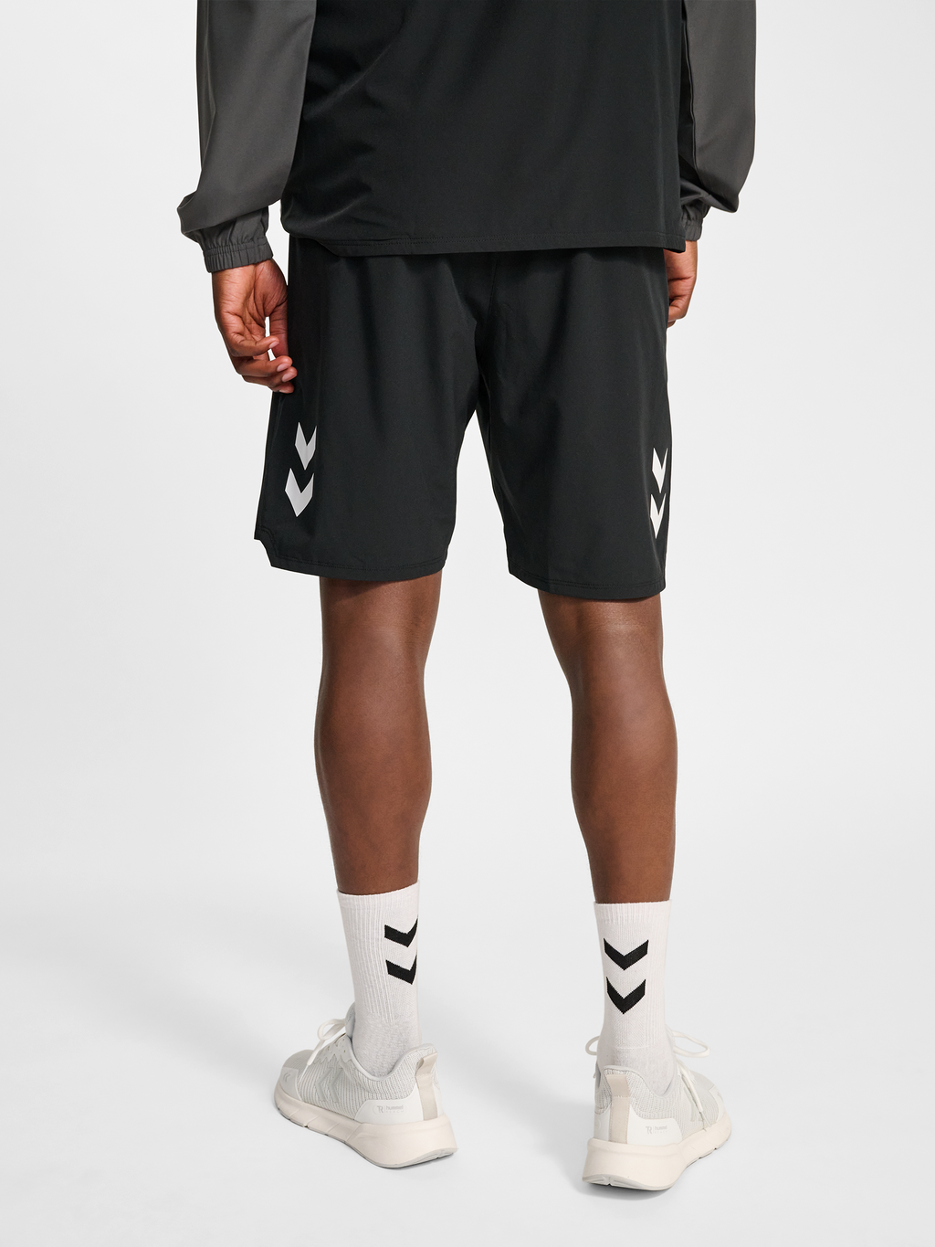hmlLEAD 2.0 WOVEN SHORTS