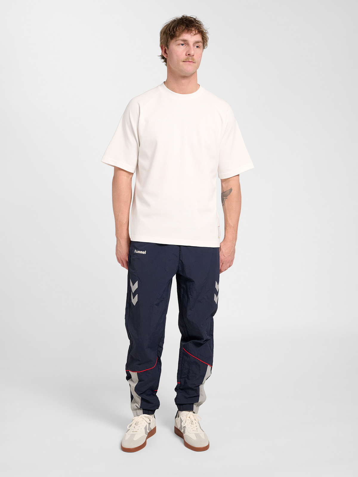 hmlWORLD 26 T-SHIRT S/S