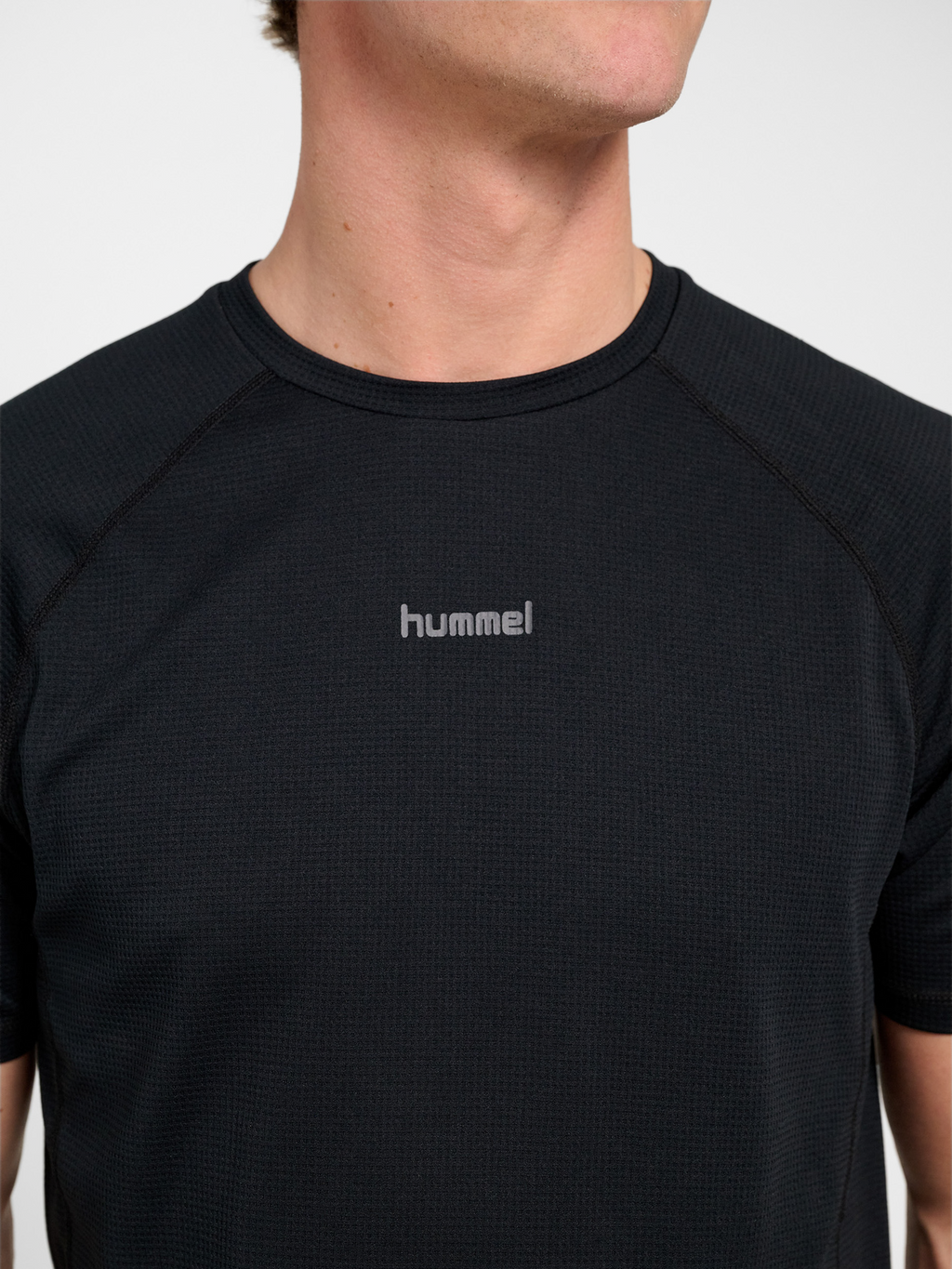 hmlMOMENTUM T-SHIRT S/S