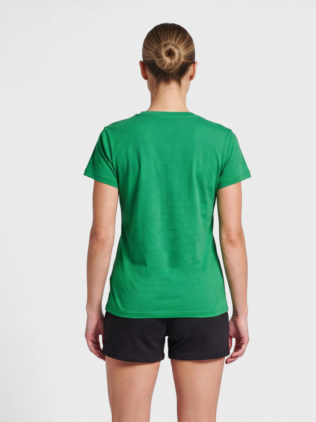 hmlRED BASIC T-SHIRT S/S WOMAN