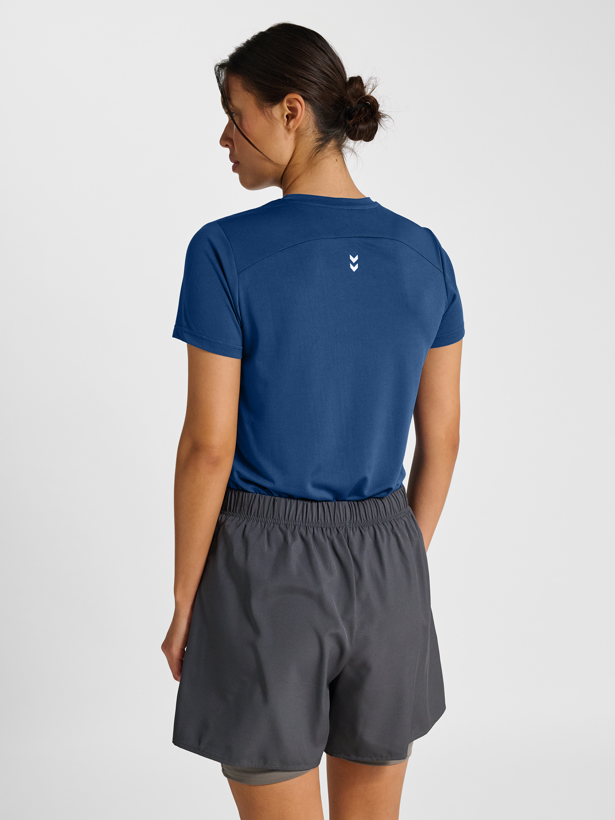 hmlPULSE WORKOUT W T-SHIRT S/S