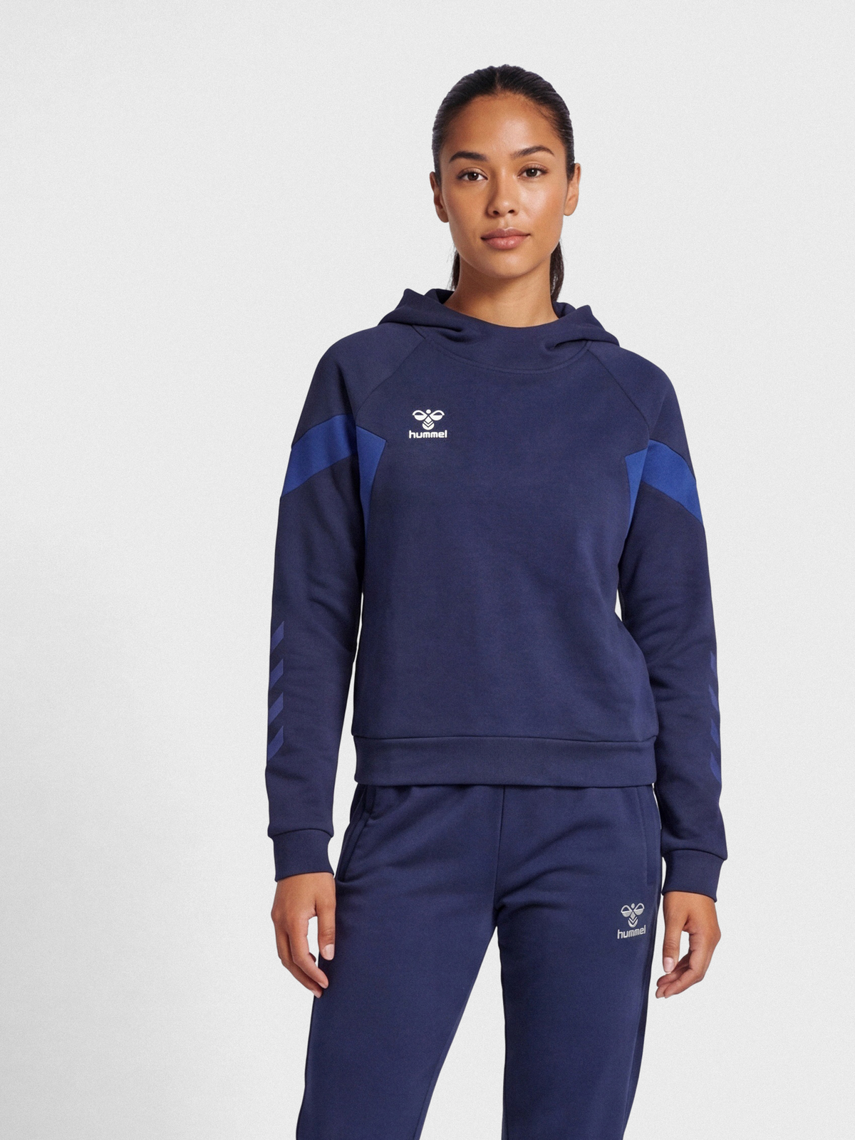 hmlTRAVEL SWEAT HOODIE WOMAN
