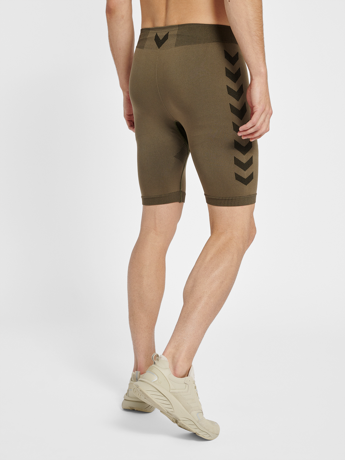 HUMMEL FIRST SEAMLESS TR SHT TIGHTS