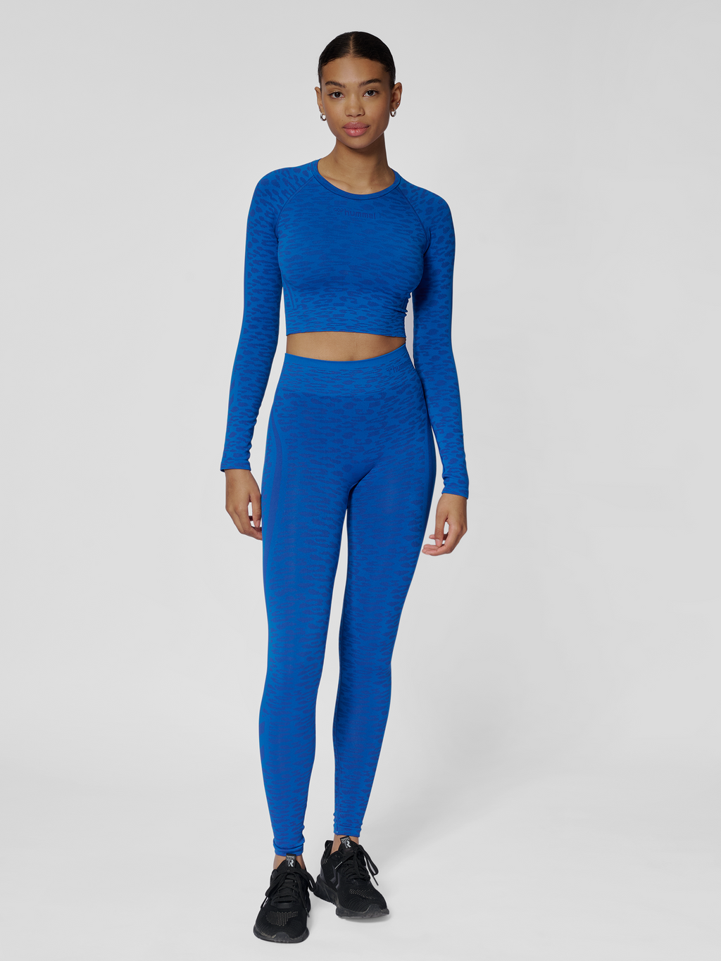 hmlMT LEO SEAMLESS CROP T-SHIRT L/S