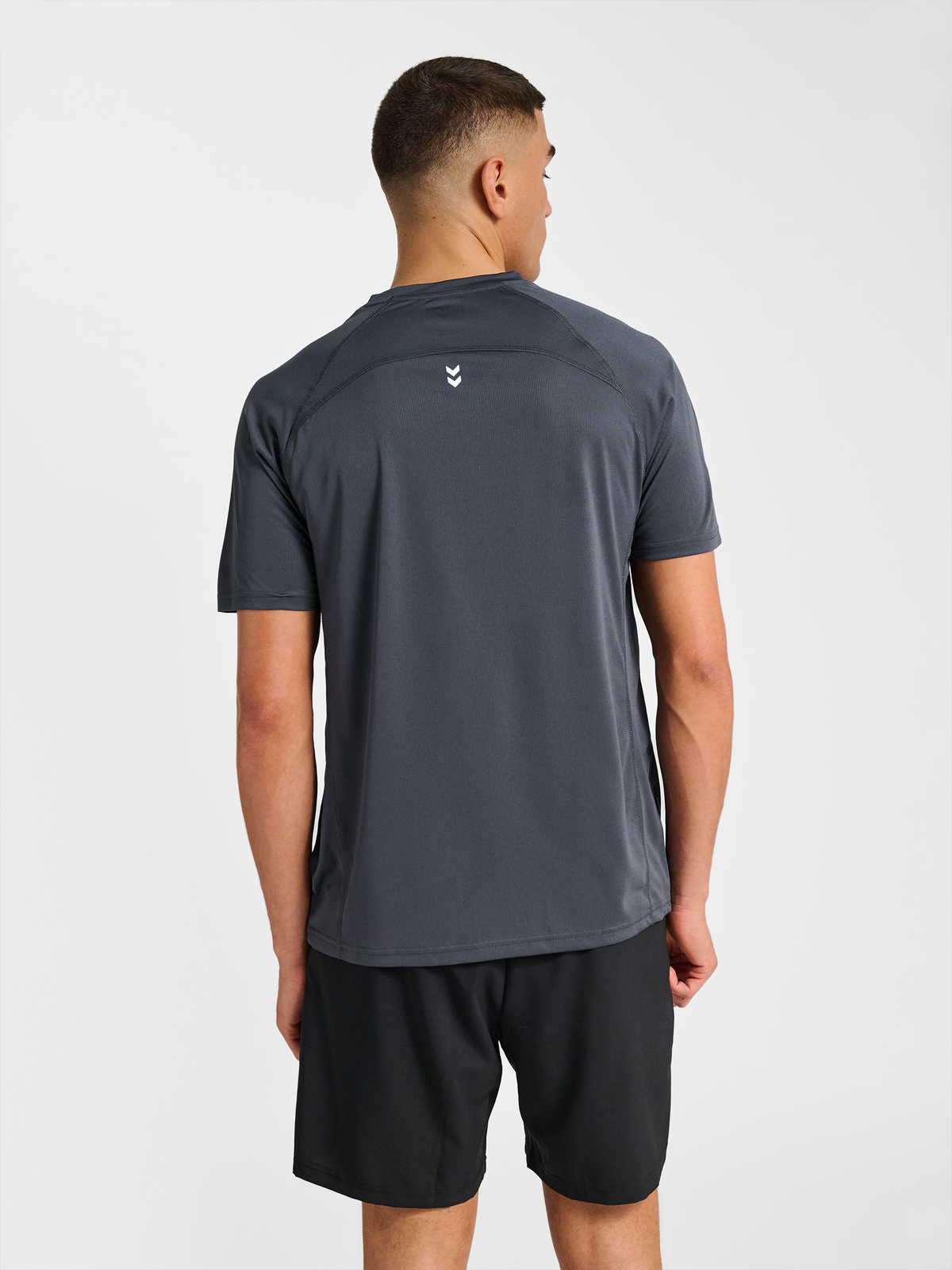 hmlPULSE WORKOUT T-SHIRT S/S
