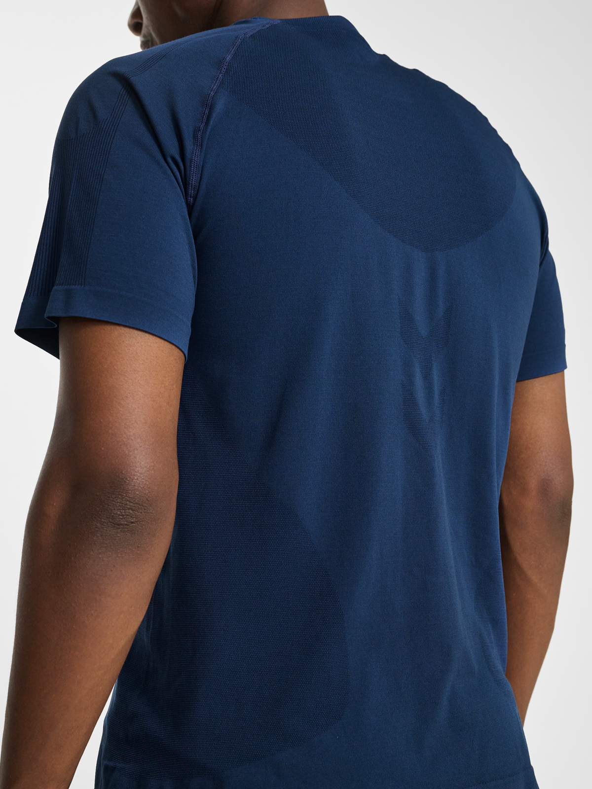 hmlHIIT SEAMLESS T-SHIRT S/S