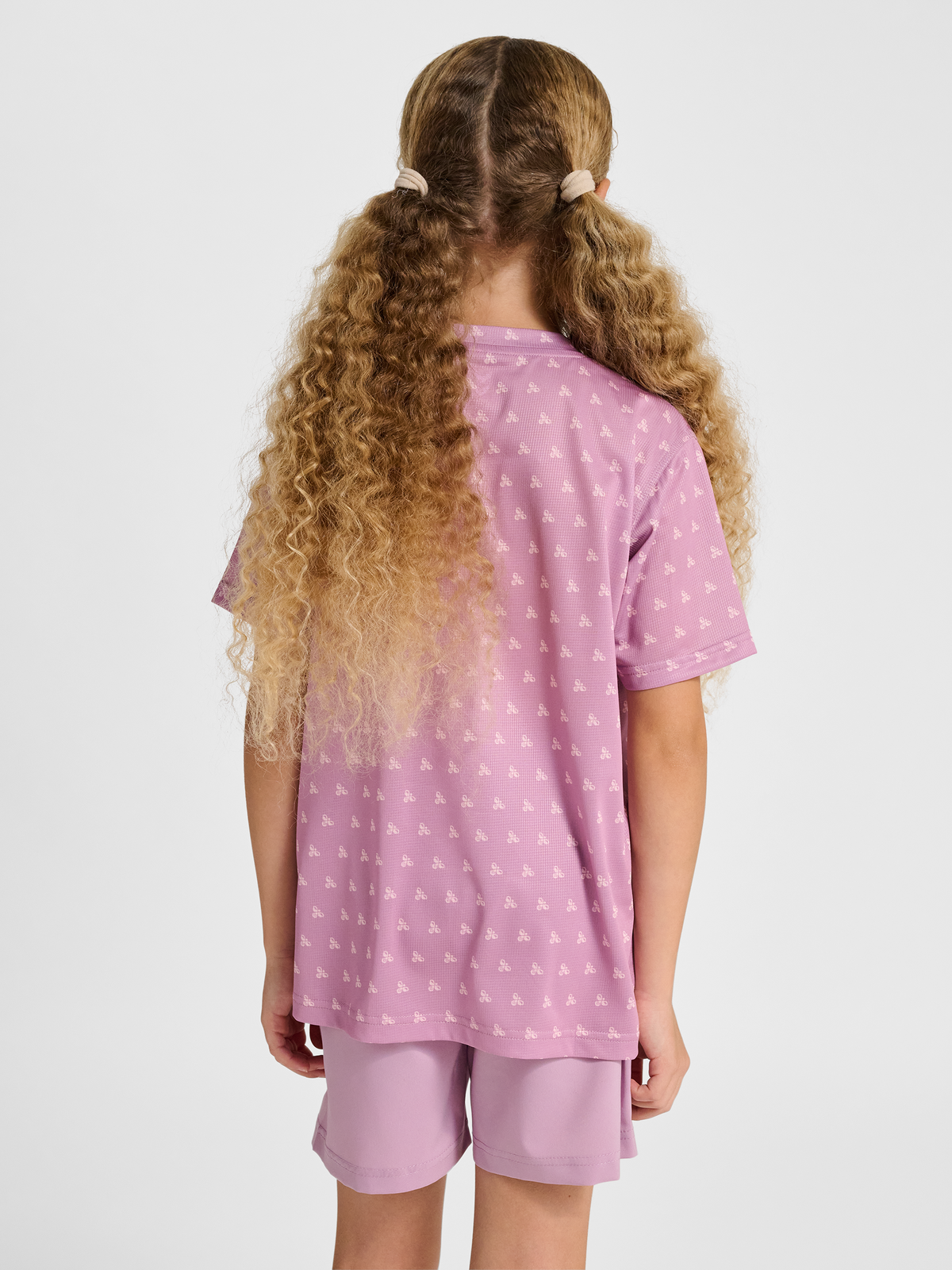 hmlJR BEE AOP T-SHIRT S/S