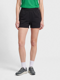 hmlRED BASIC SWEAT SHORTS WOMAN