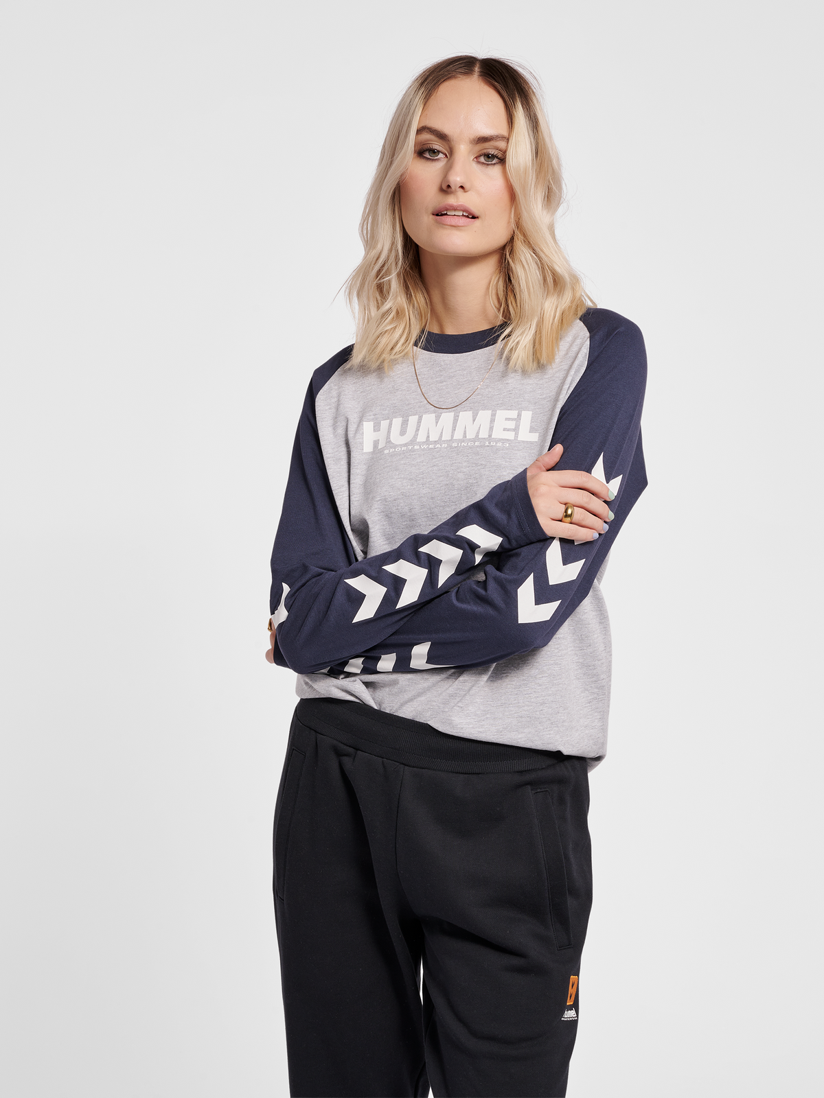 hmlLEGACY BLOCKED T-SHIRT L/S
