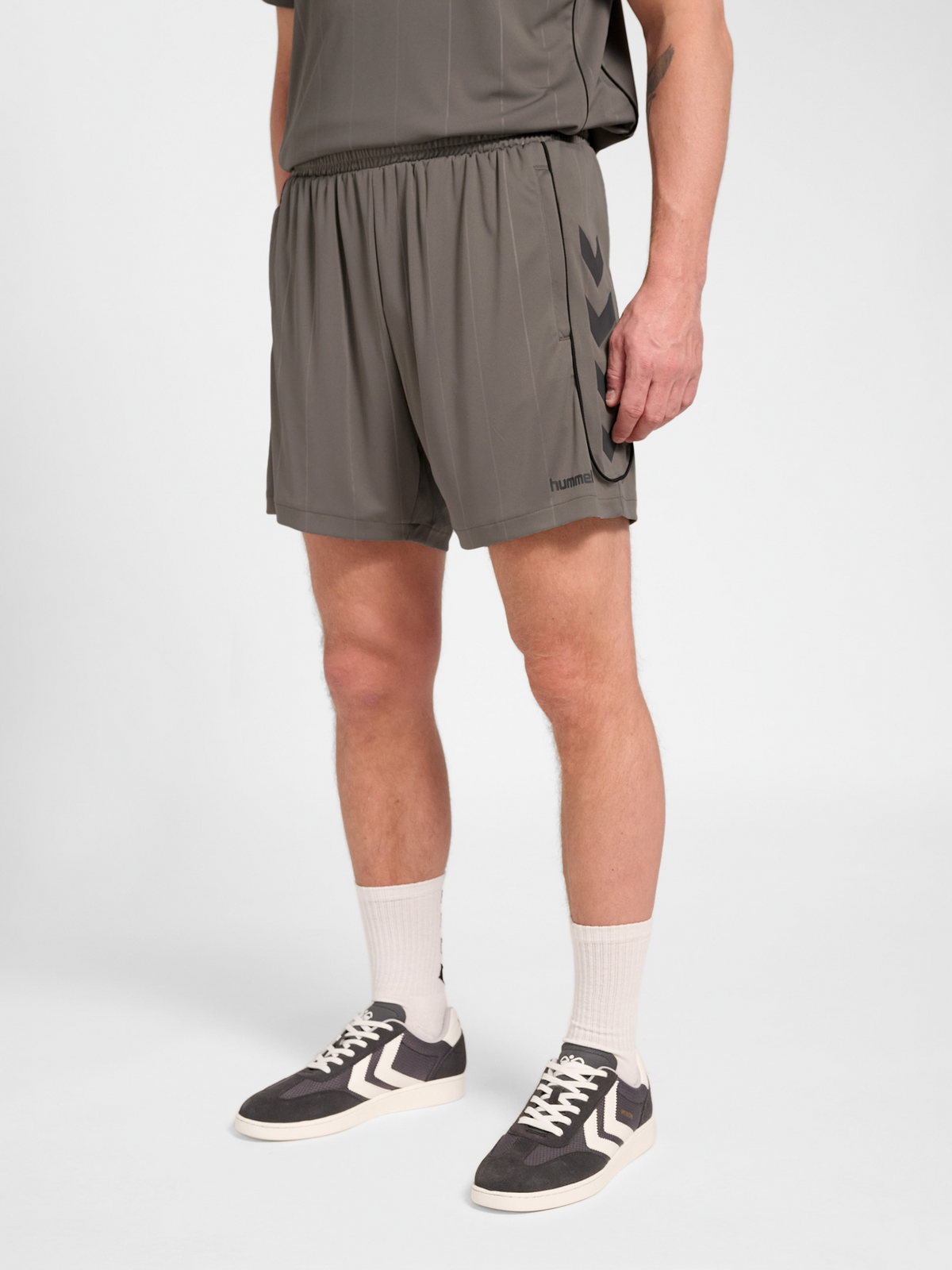 hmlPITCH SHORTS