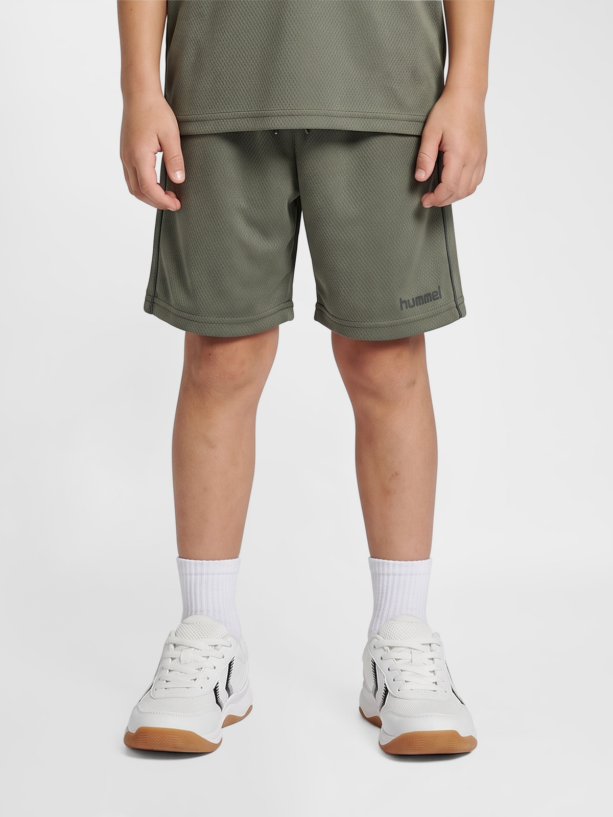 hmlJR REG ACTIVE SHORTS