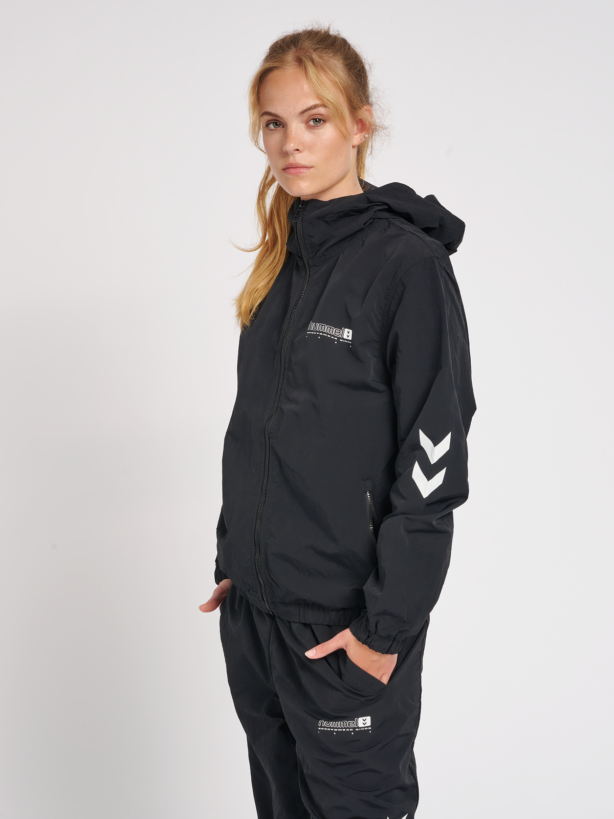 hmlLGC MUSA WOV ZIP JACKET
