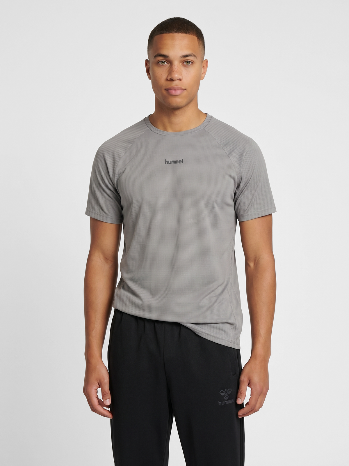 hmlMOMENTUM T-SHIRT S/S