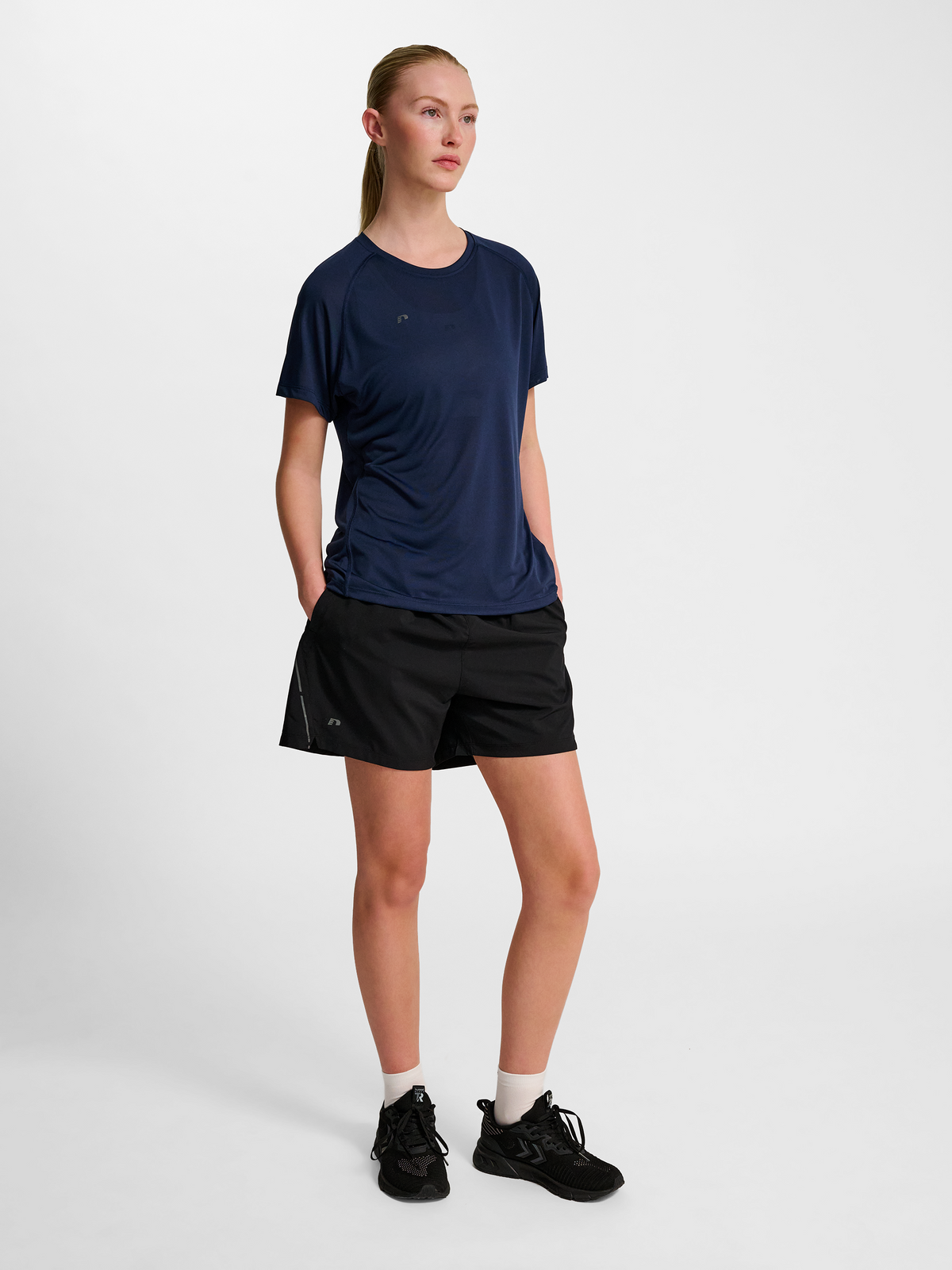 nwlBEAT W T-SHIRT