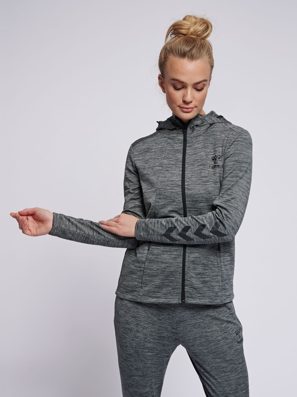 hmlSELBY ZIP HOODIE