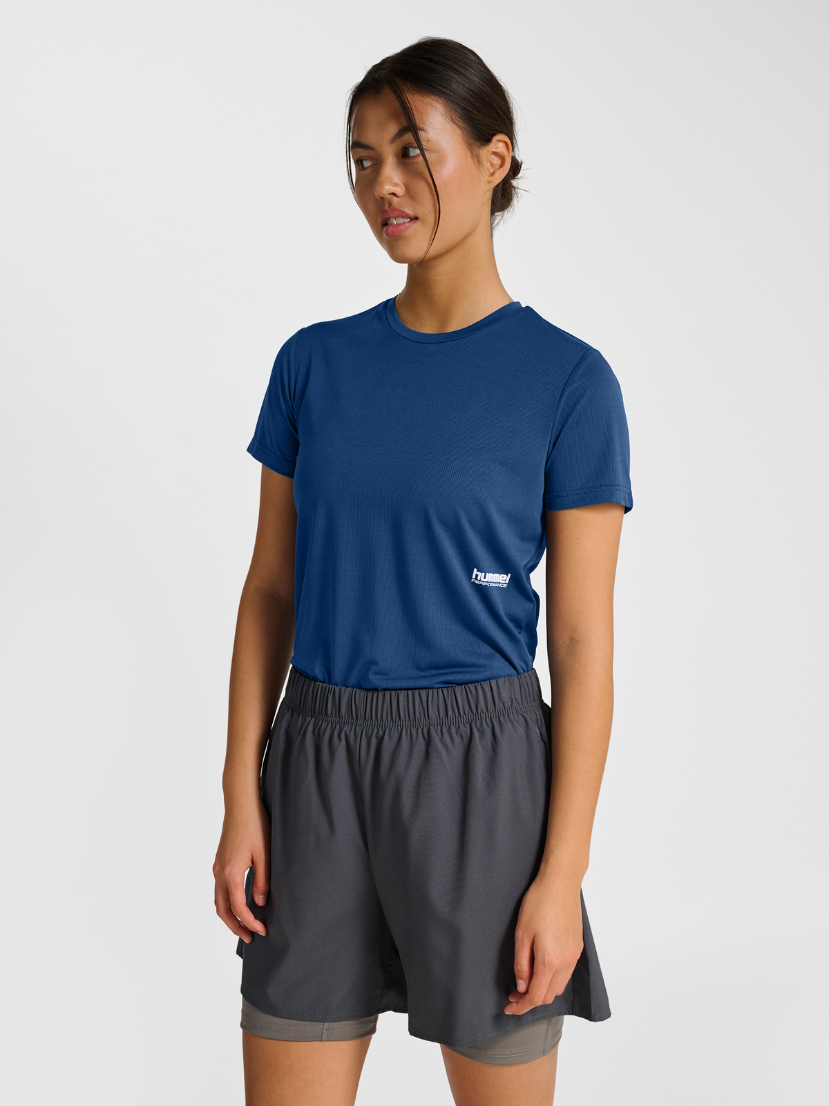 hmlPULSE WORKOUT W T-SHIRT S/S
