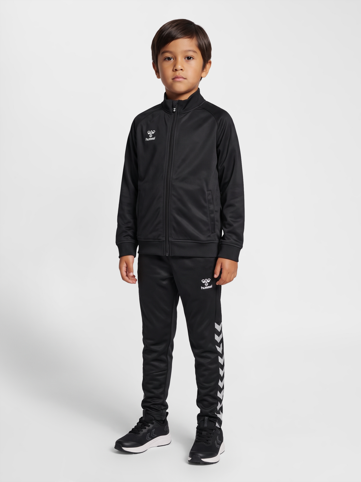 PLAYFUL TRACKSUIT KIDS