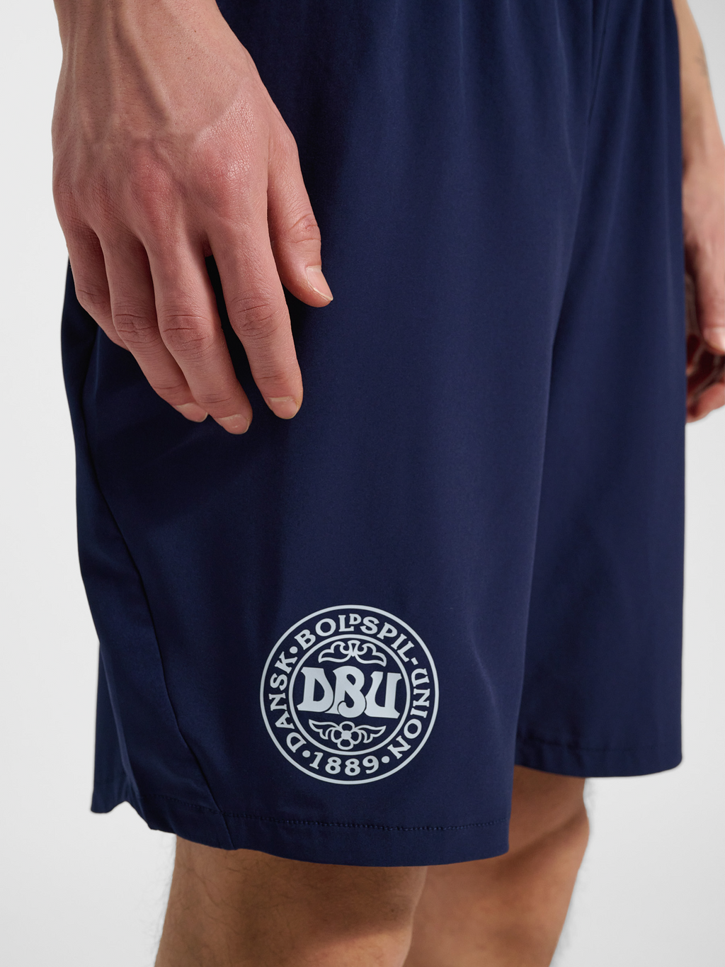 DBU 26 PRO TR WOVEN SHORTS