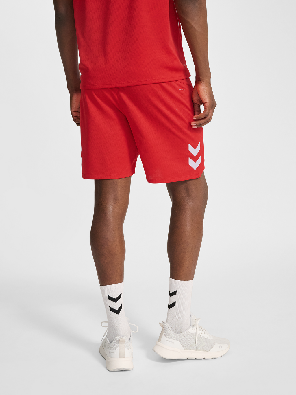 hmlLEAD 2.0 SHORTS