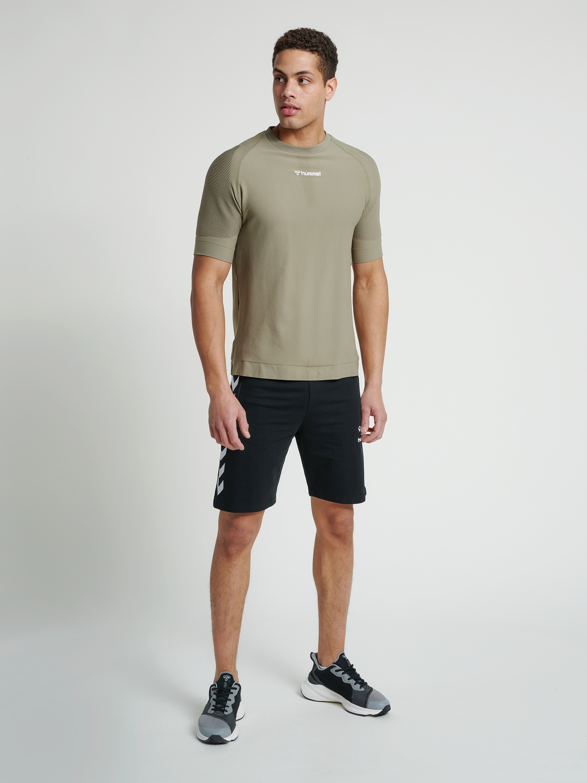 hmlRAY 2.0 SHORTS