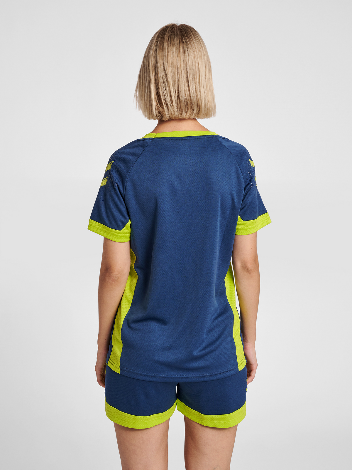 hmlLEAD WOMENS S/S POLY JERSEY