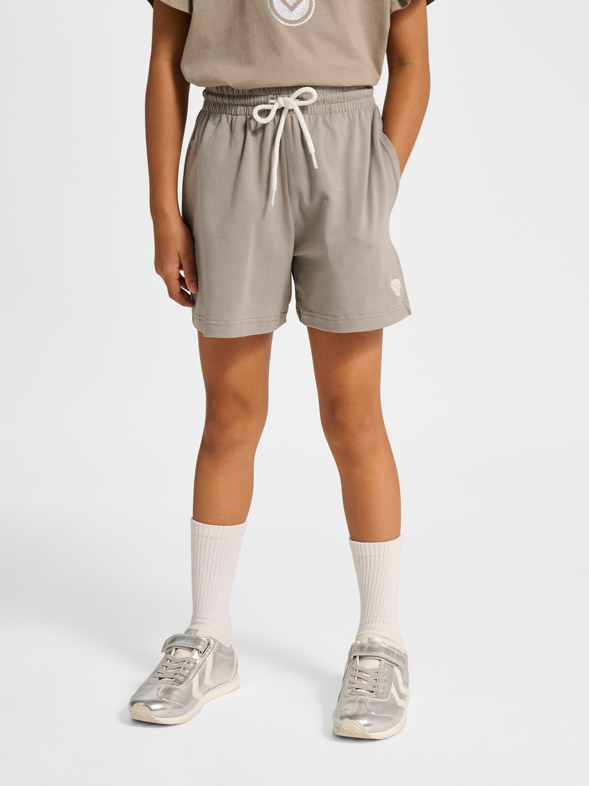 hmlJR LOOSE SOLID SHORTS