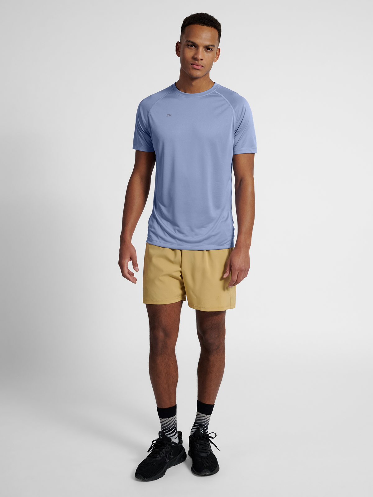 nwlBEAT T-SHIRT