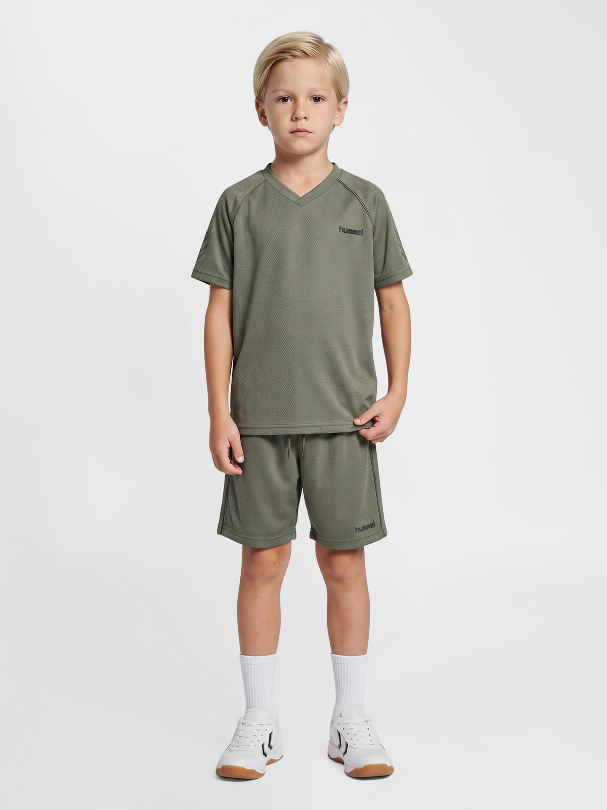 hmlJR REG ACTIVE SHORTS