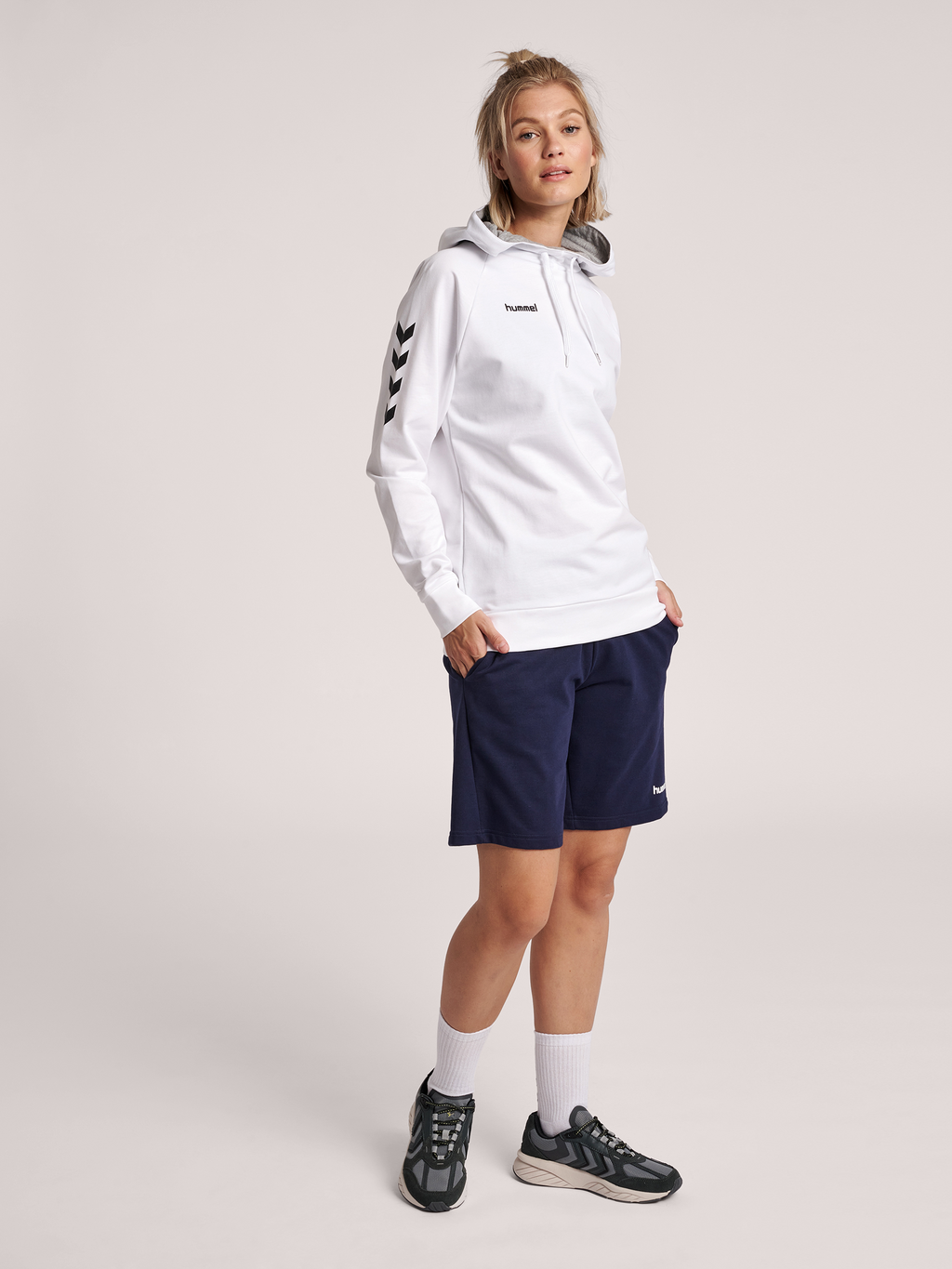 hmlGO COTTON HOODIE WOMAN