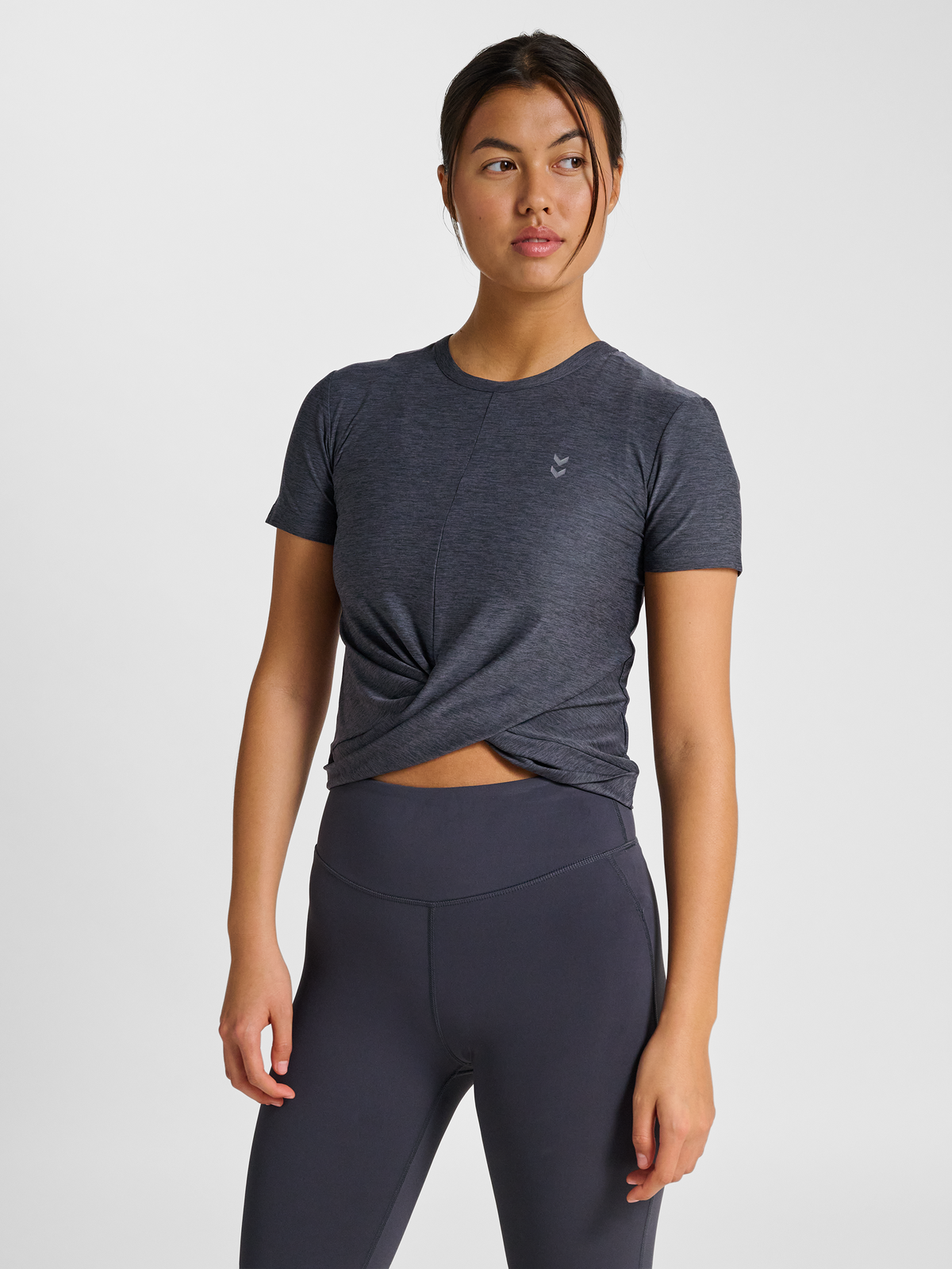 hmlYOGA WRAP W T-SHIRT S/S