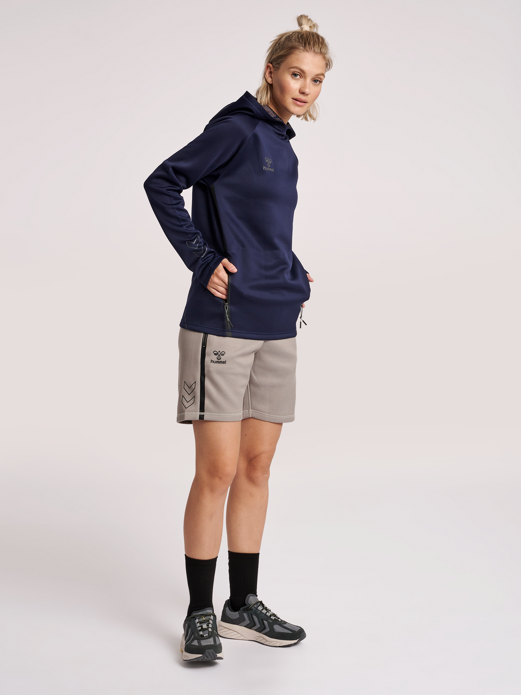 hmlCIMA XK HOODIE WOMAN