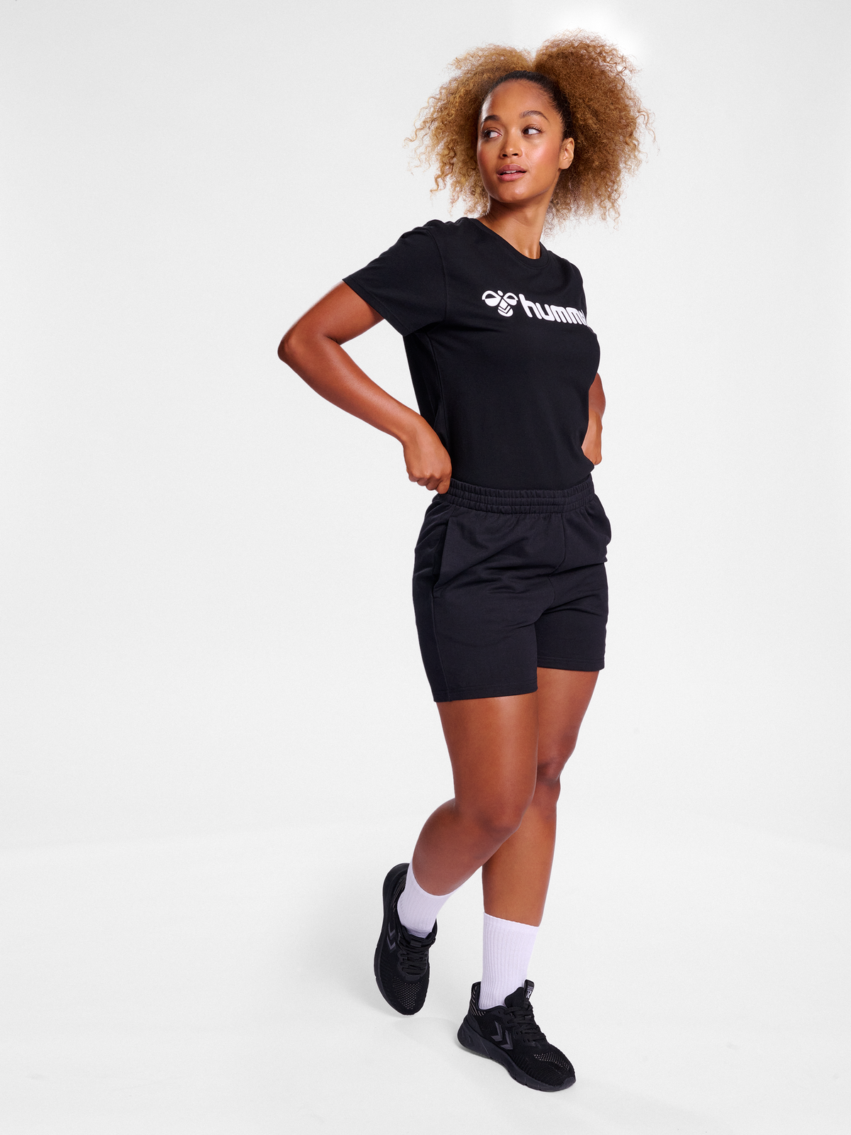 hmlGO 2.0 LOGO T-SHIRT S/S WOMAN
