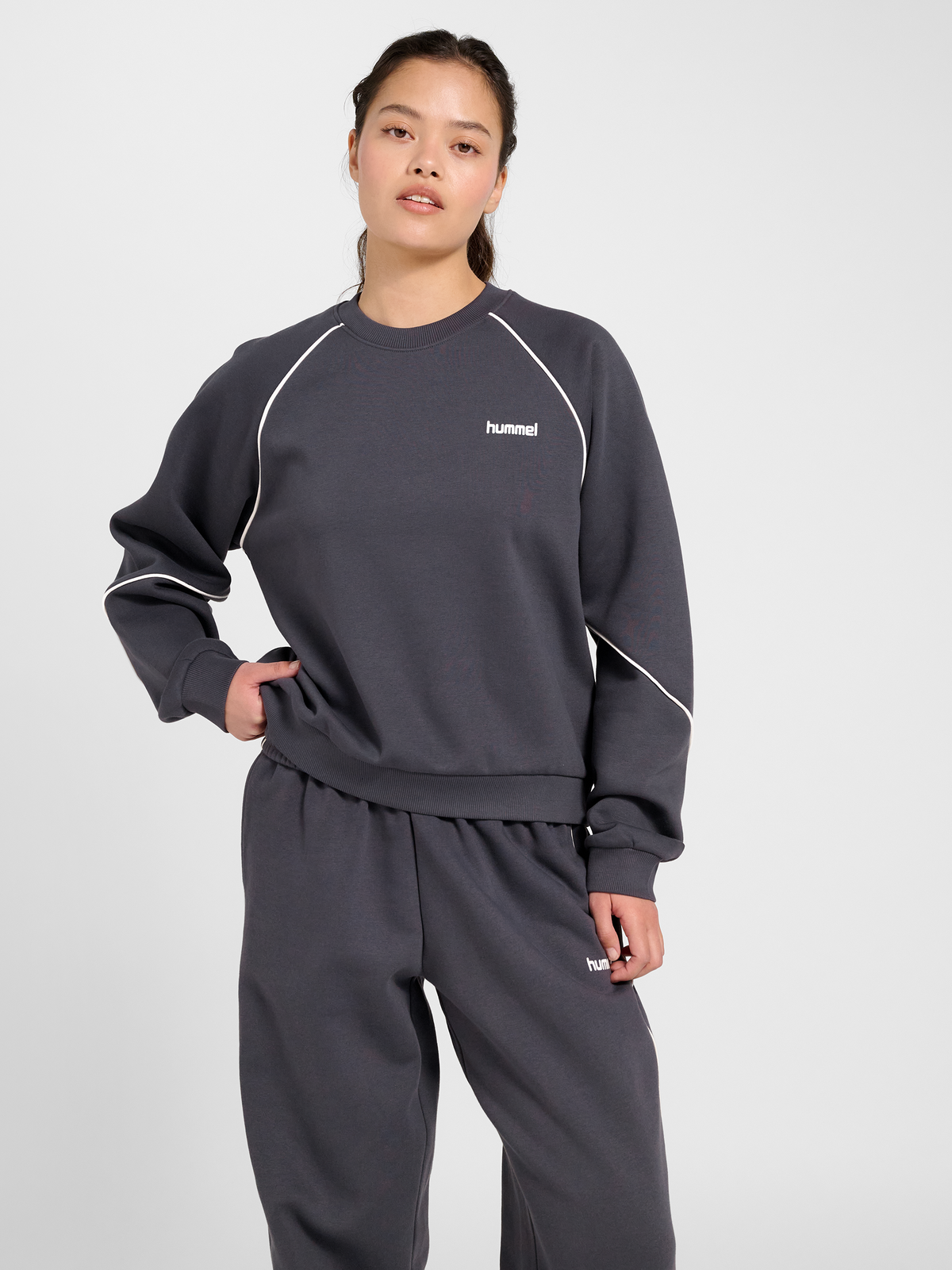 hmlKEEPER W BOXY PIPING CREWNECK