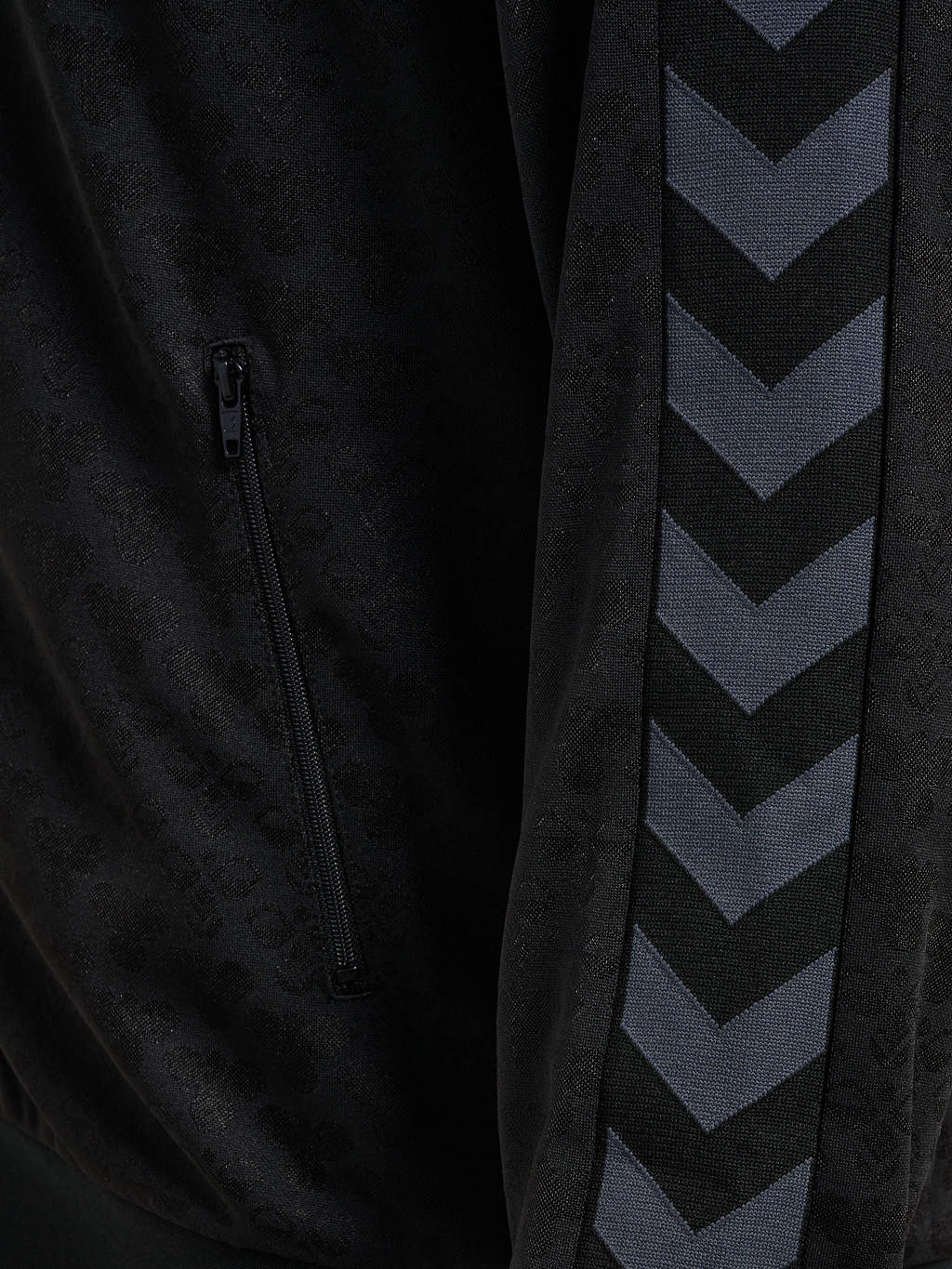hmlARCHIVE REGULAR POLY JACKET AOP