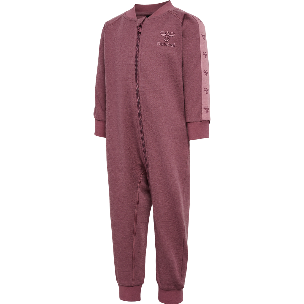 hmlBELLO SUIT