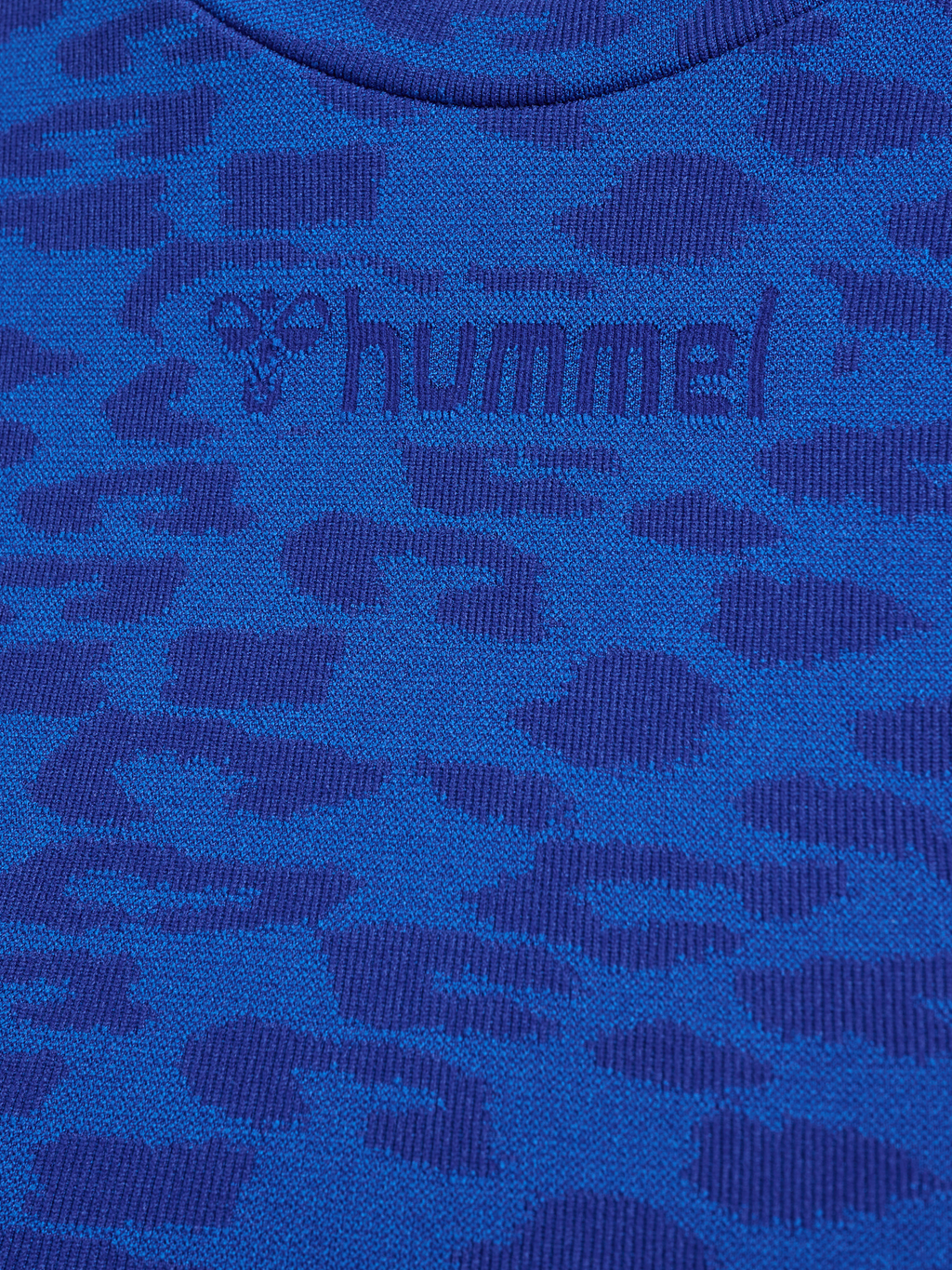 hmlMT LEO SEAMLESS CROP T-SHIRT L/S