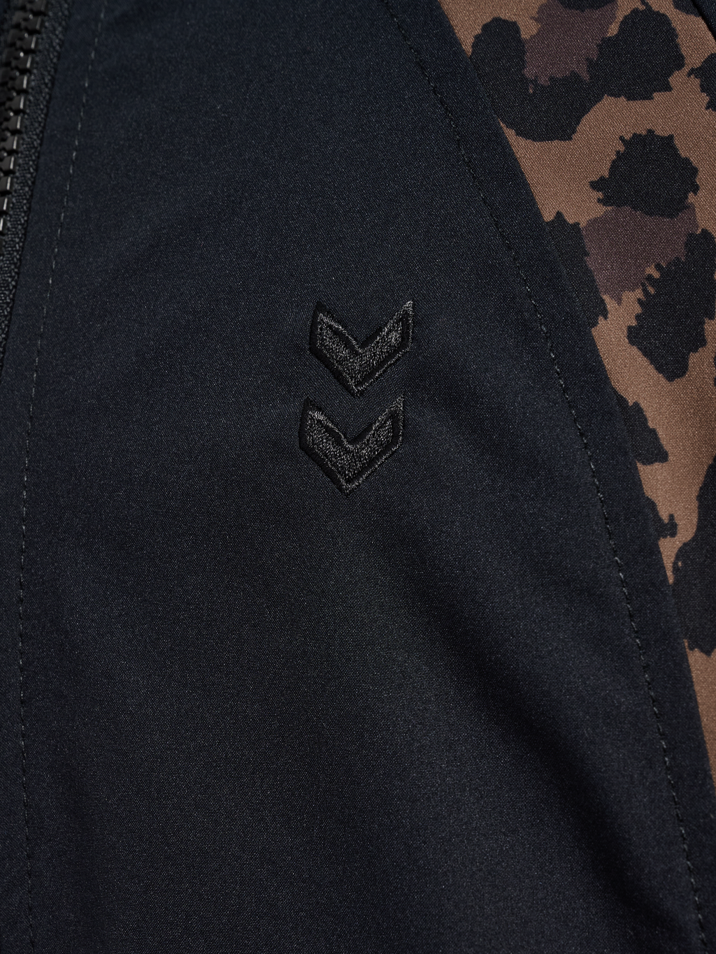 hmlREBEL TRACK JACKET