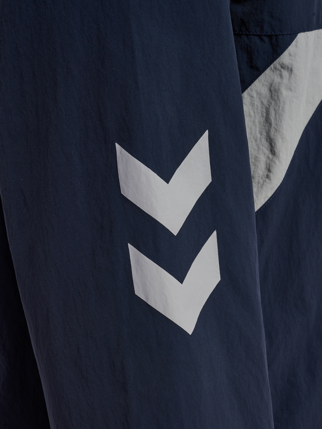 hmlWORLD 26 TRACK ZIP JACKET