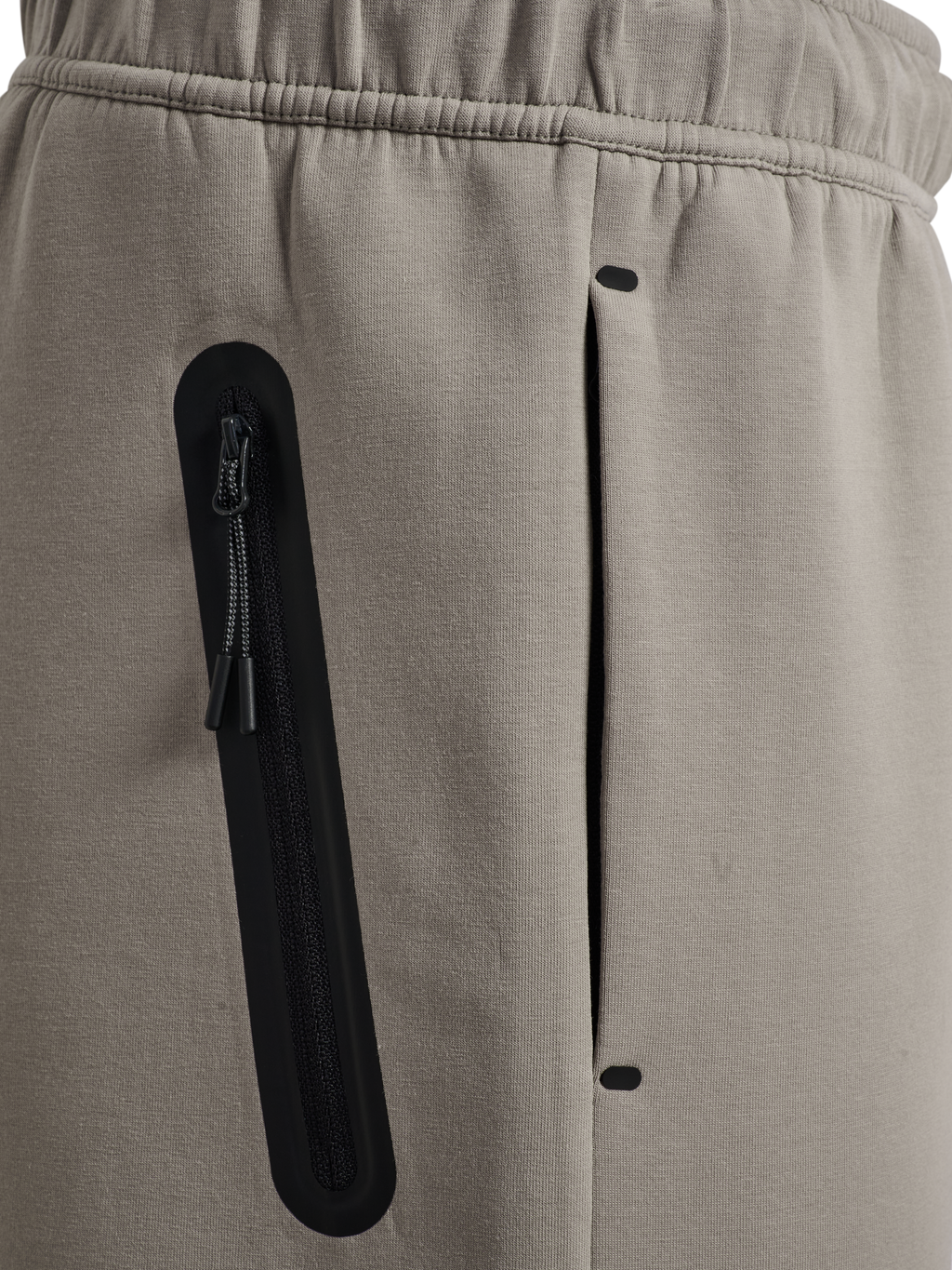 hmlTECH FLEECE SHORTS