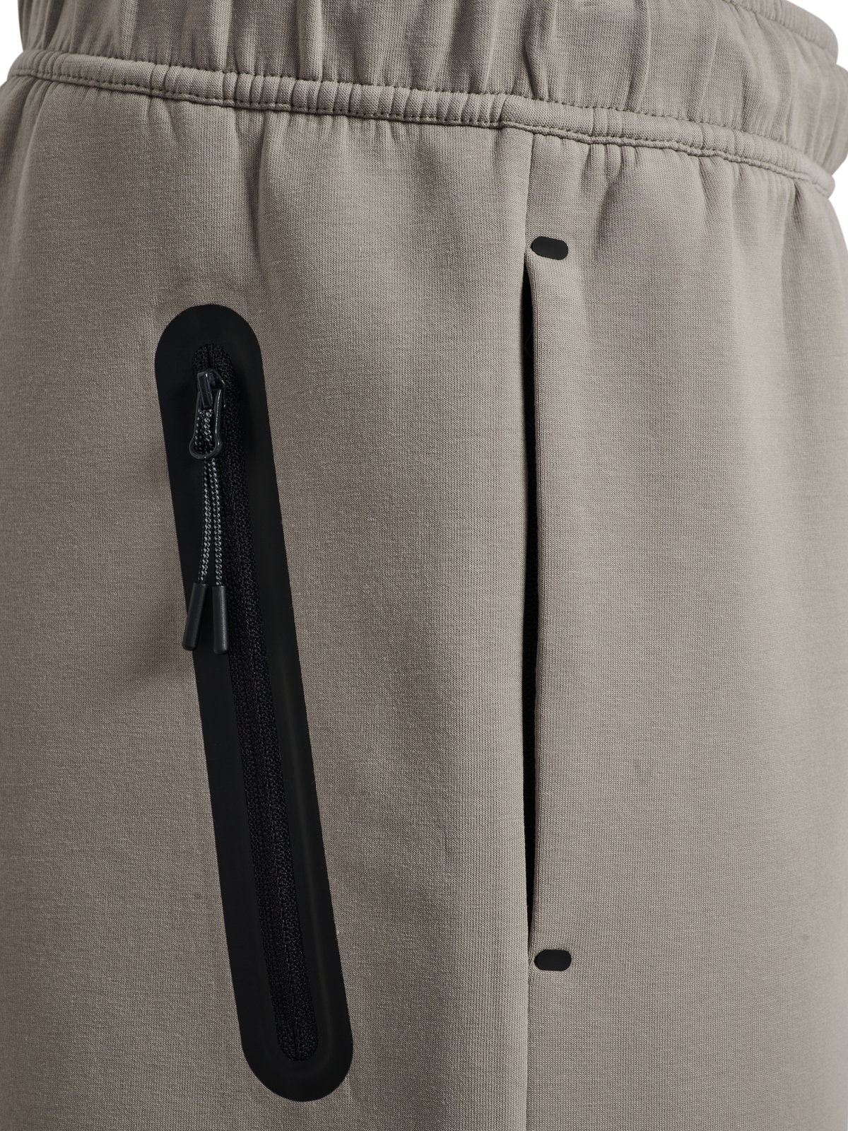 hmlTECH FLEECE SHORTS