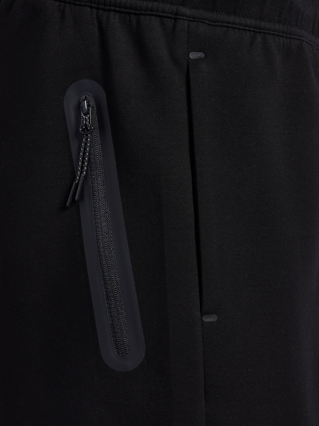 hmlTECH FLEECE SHORTS