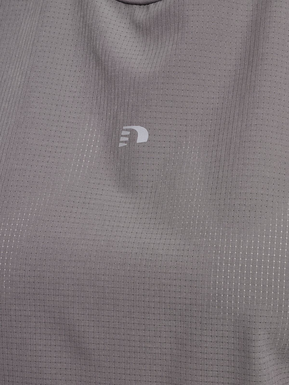 nwlBREATHE W T-SHIRT
