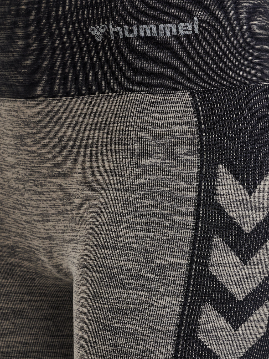 hmlCLEA SEAMLESS CYCLING SHORTS