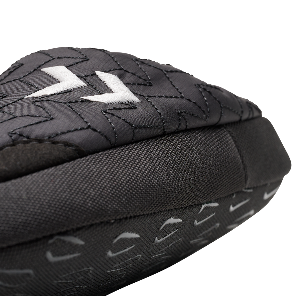 JUNIOR SLIPPER